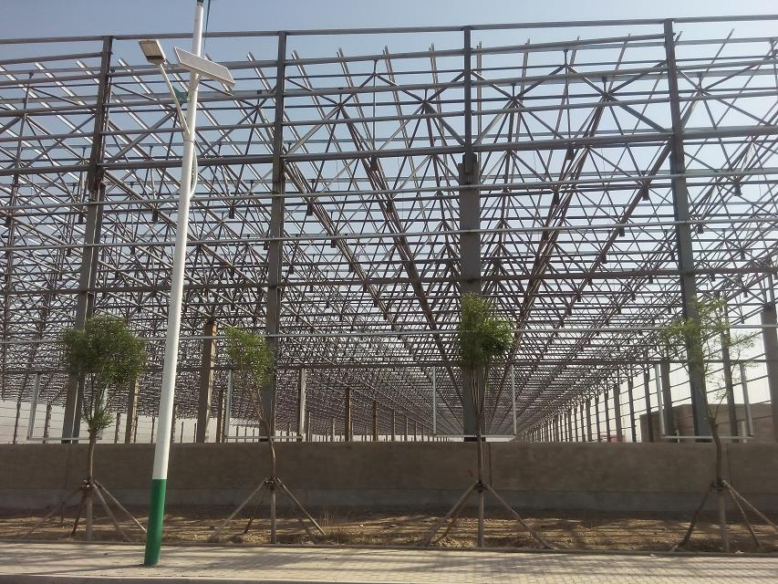 昆山汽车工业厂房网架